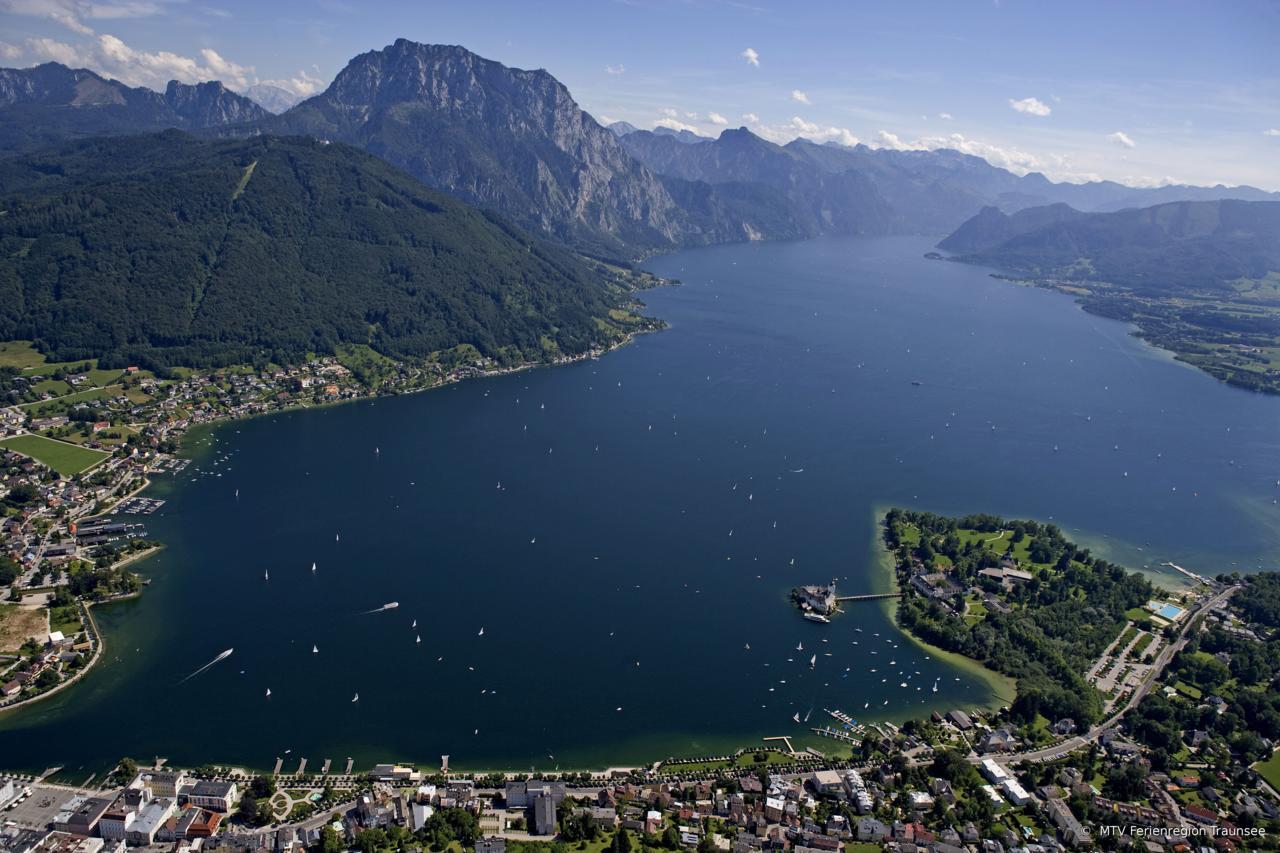 Zimmervermietung Im Austria Am See**** Helga & Roman Toplak Gmunden Exterior photo